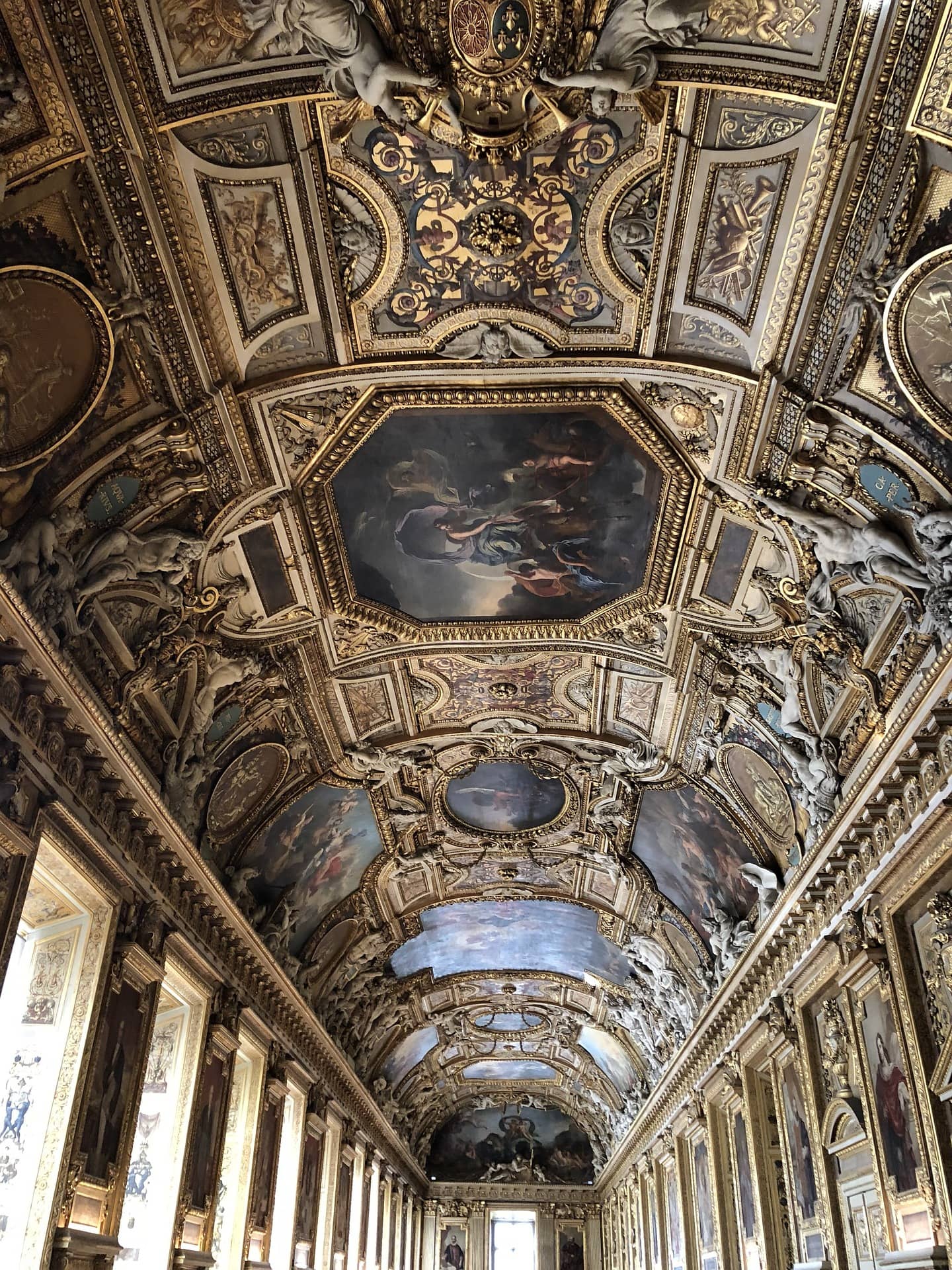Louvre Entry with Audio Guide & Hosted Access